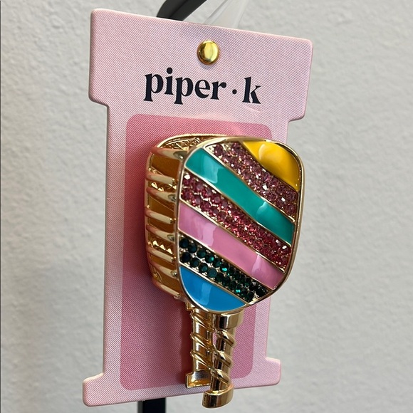 Piper K Striped Pickleball Paddle Hair Clip 🏓 - Picture 6 of 6